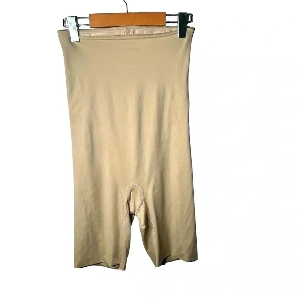 Spanx high rise  shaper shorts L